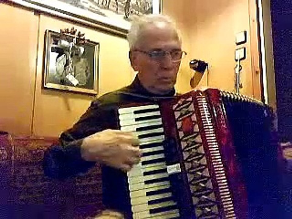 Τ΄ ΑΣΤΕΡΙ ΤΟΥ ΒΟΡΙΑ Μ. ΧΑΤΖΙΔΑΚΙΣ 1925 - 1994