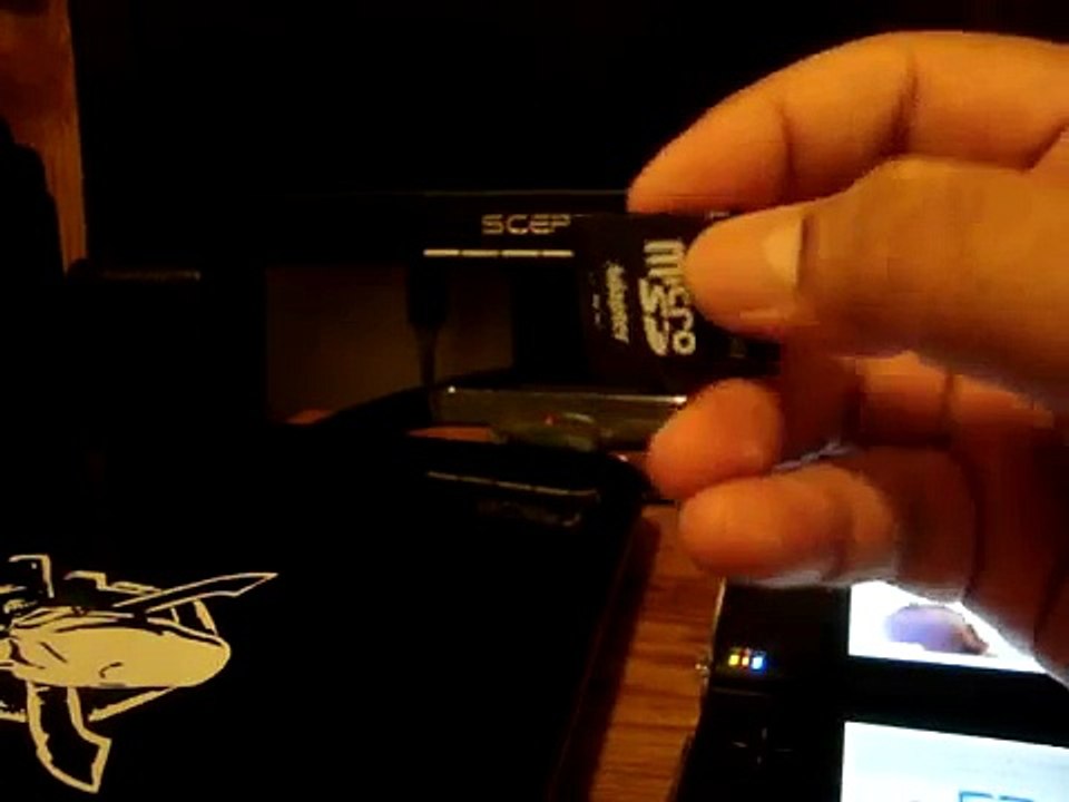Nintendo DSi - SD SDHC Memory Card Tutorial - How To