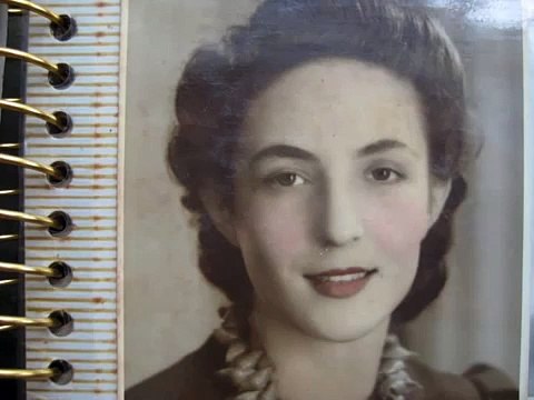 Bei Mir Bistu Shein (Bei Mir Bist Du Schoen) - Recorded by Ange Takats