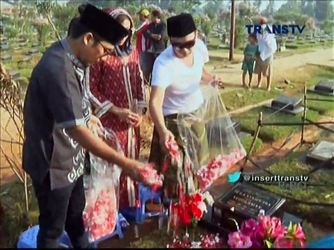 [150621]Insert Siang - Sahabat nyekar ke makam Olga