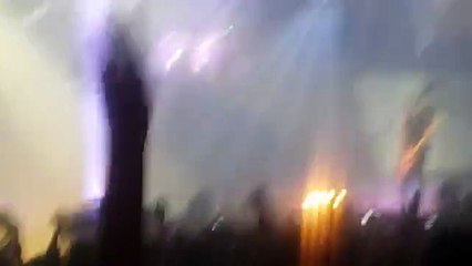 Out of my limit - 5sos, calum hood "hello london"