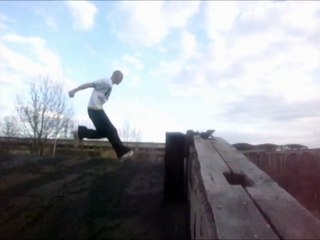 Huge Parkour Jump - Parkour 2013