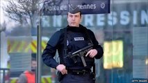 Charlie Hebdo attack: France police hunt accomplices