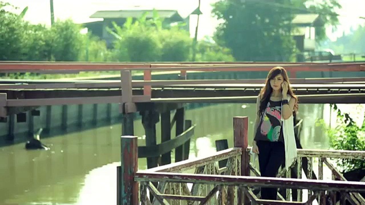 บ่ตายอ้ายคงบ่เซาเจ็บ - ไอดิน อภินันท์ 【OFFICIAL MV】