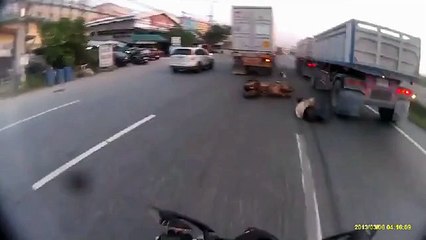 Biker fortunately survives in accident