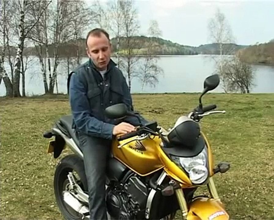 Honda 600 Hornet, Kawasaki Z 750, Suzuki GSR 600, Yamaha FZ6