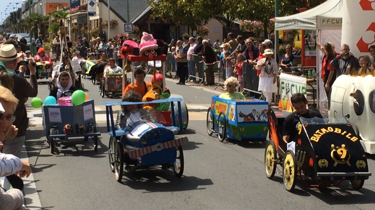 Course de voitures à pédales