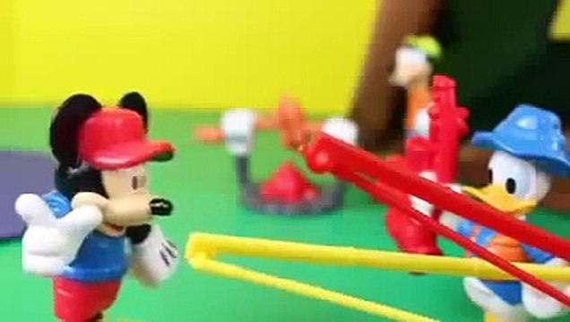 Mickey Mouse Clubhouse Campfire and Fishing with Mickey Minnie Donald Duck and Goofy ToysR