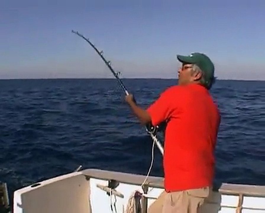 documental pesca embarcación pesca atun cimarron al currican con sorpresa!!! 8 min