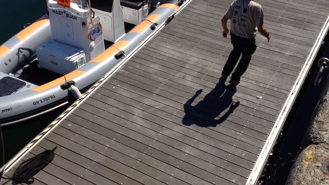 Open des Glénan : remise à l'eau d'un bar