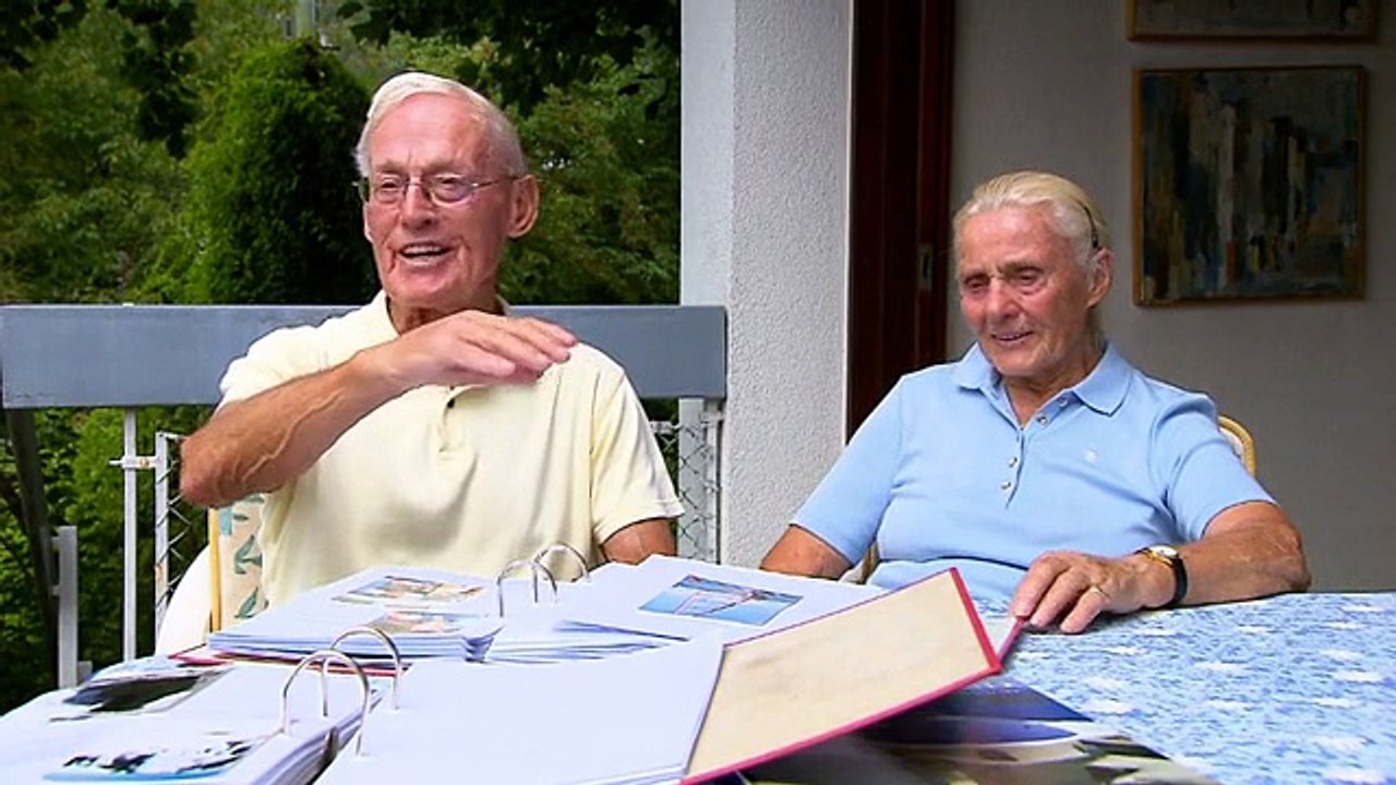 Julian Hosp's Grosseltern / Grandparents surfing at 90 years old