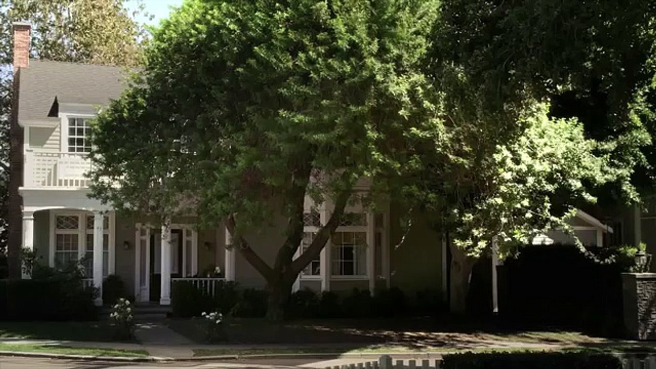 Pretty Little Liars 6x04 Sneak Peek #1 - 'Don't Look Now' - S06E04