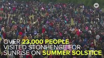 Thousands Gather At Stonehenge For Gorgeous Summer Solstice Sunrise