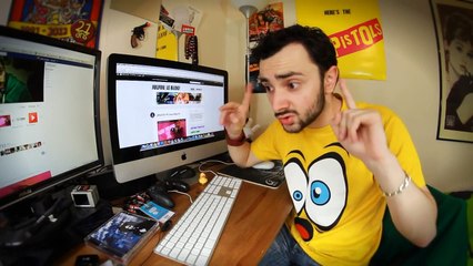 Regardez ! Une fille oublie d'éteindre sa webcam ! [MINI JULFOU #8]