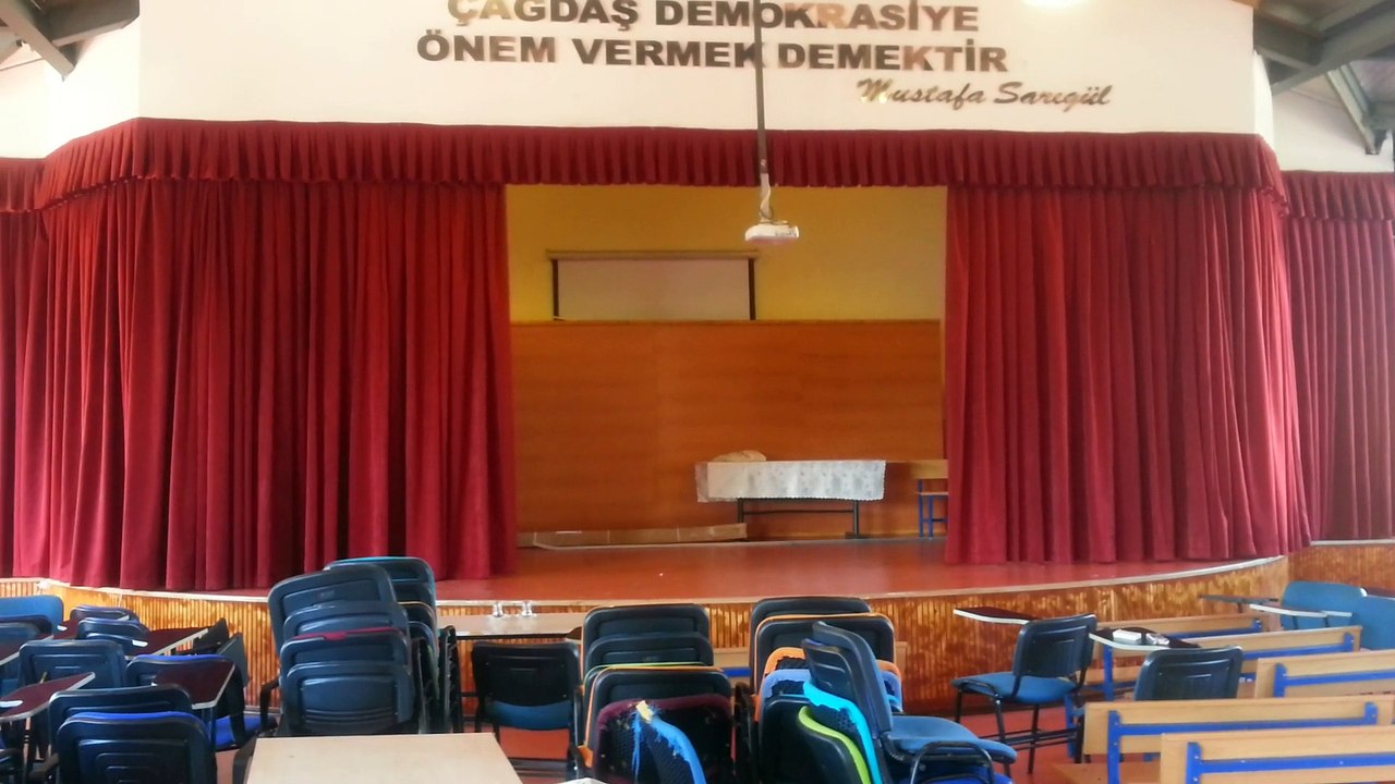 SAHNE PERDESİ MOTORLU (www.bayperdecim.com)