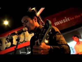 Ello Lebih Terlihat Lebih Macho Sekarang