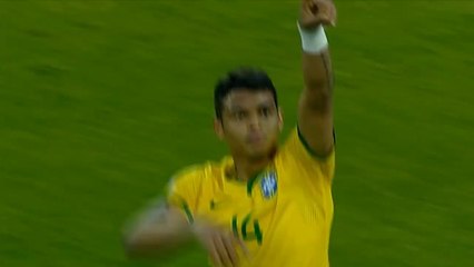 Thiago Silva dedica o gol contra a Venezuela para Neymar