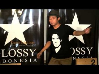 Denny Cagur Manjakan Istri Dengan Barang Mewah