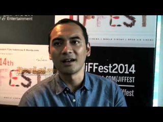 Ario Bayu Wajibkan Selalu Nonton Film di Bioskop