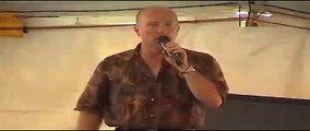 Danny McCorkle sings 'Hurt' at Elvis Week 2006