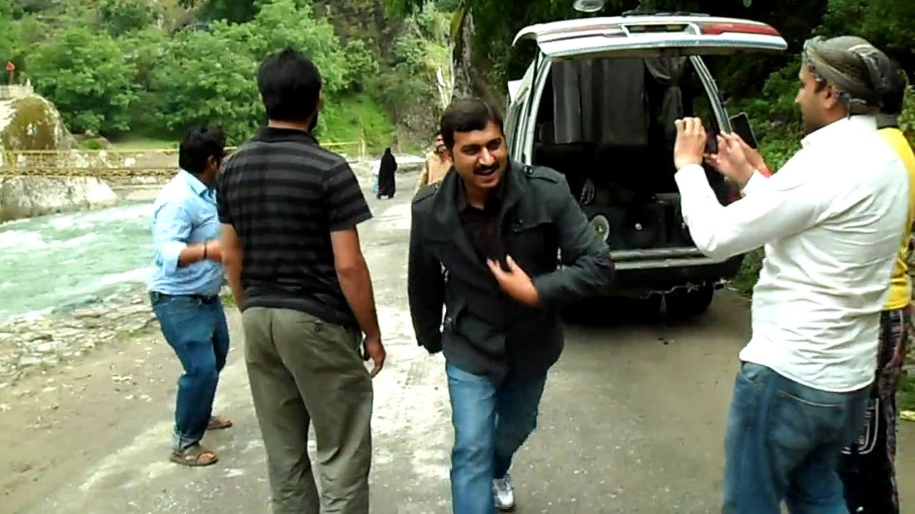 Abi to Party shuru hui he with Qamar in Kuttan AJK