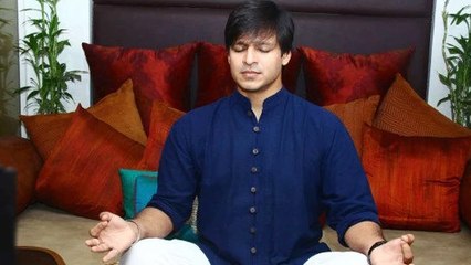 Bollywood Celebrates INTERNATIONAL YOGA DAY ( 21st June 2015)