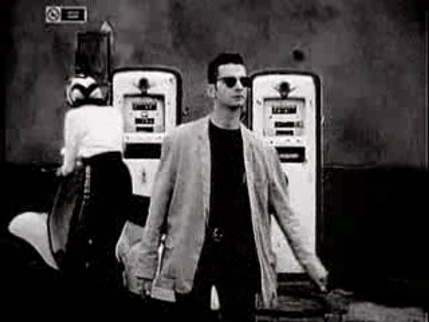 Depeche Mode - Behind the wheel - Vidéo Dailymotion