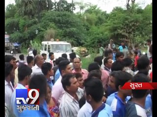 Look at this bootlegger transporting liquor on 'motorcycle' in broad daylight - Tv9 Gujarati