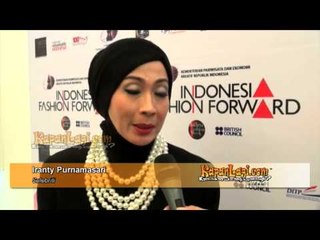 Iranty Purnamasari Pamerkan Koleksi Simple & Elegan