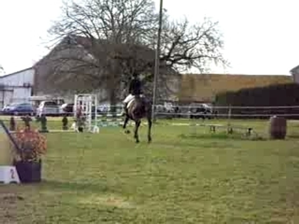 Concours CSO Is Sur Tille 1 Avril 07 E2