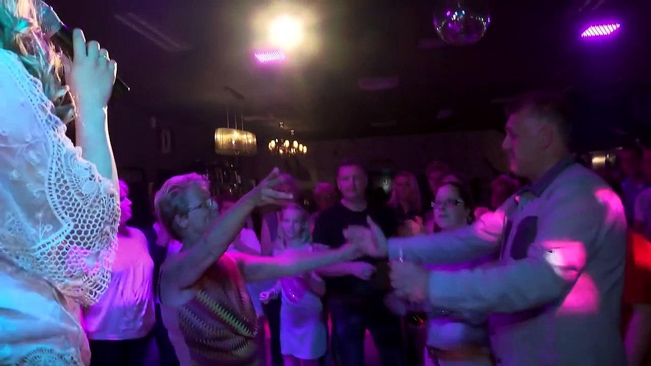 Esmiralda  Petersen -  Ik zou zo graag ( Beeren Productions)