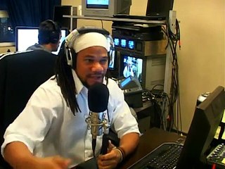 Girl Beats Boy In College Wrestling?