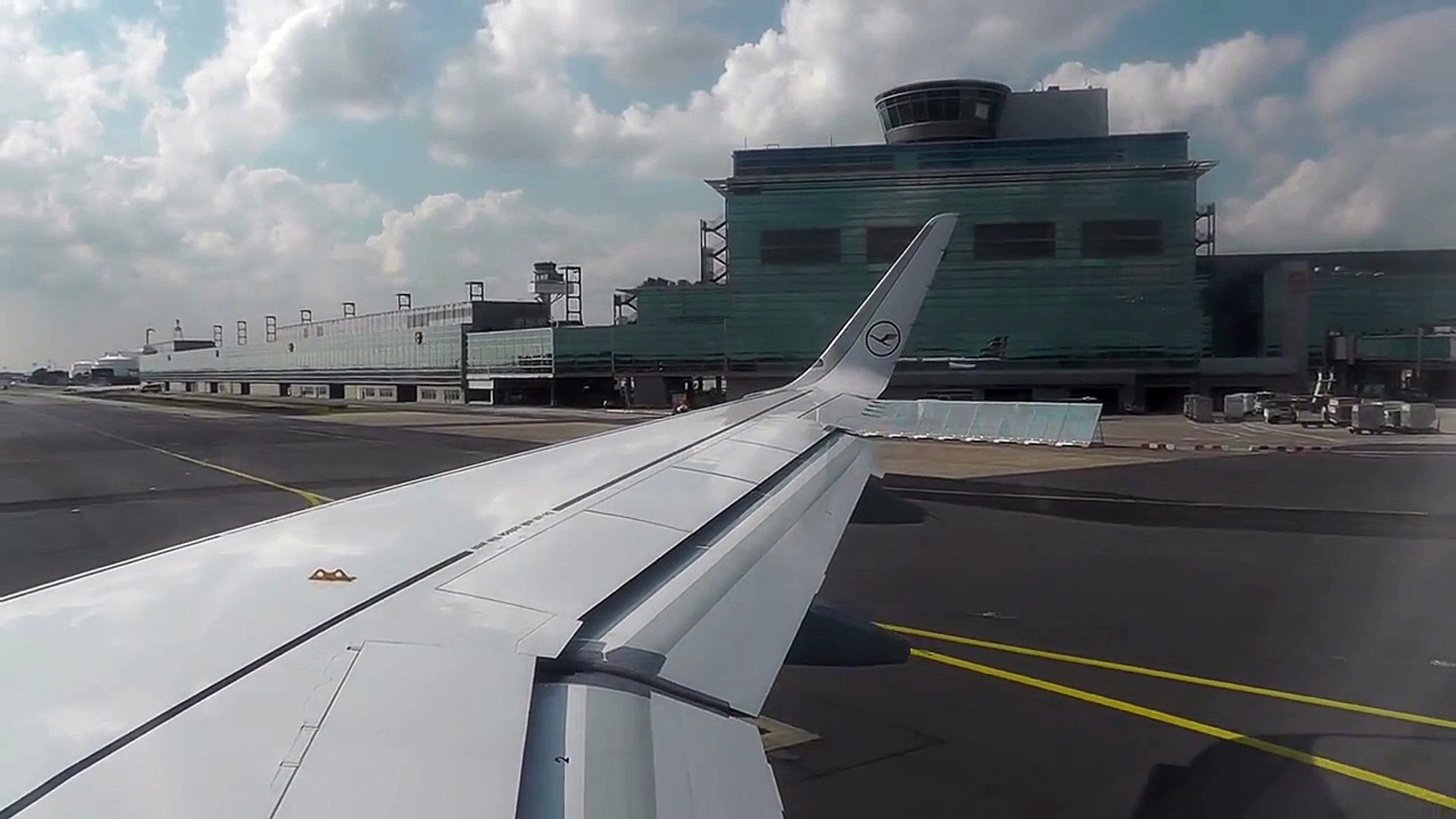 Brand New Lufthansa Airbus A3 Sharklets Takeoff From Frankfurt Am Main Video Dailymotion