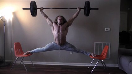 Trick en musculation quasiment impossible : Overhead Barbell Splits