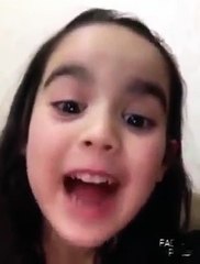 Küçük kızın büyük aşkı