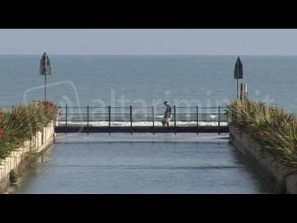 Indagine Ausl, nel 2012 nessuna malattia contratta con il bagno nel mare di Rimini