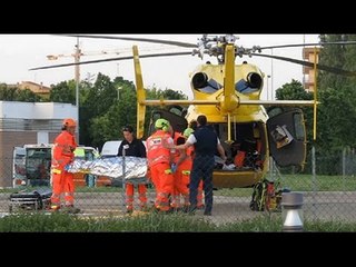Prepara barbecue e resta ustionato al volto, trasportato con elisoccorso in ospedale