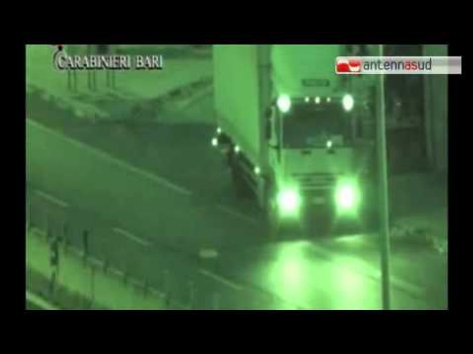 TG 15.06.15 Pronti ad assaltare un tir sulla ta...