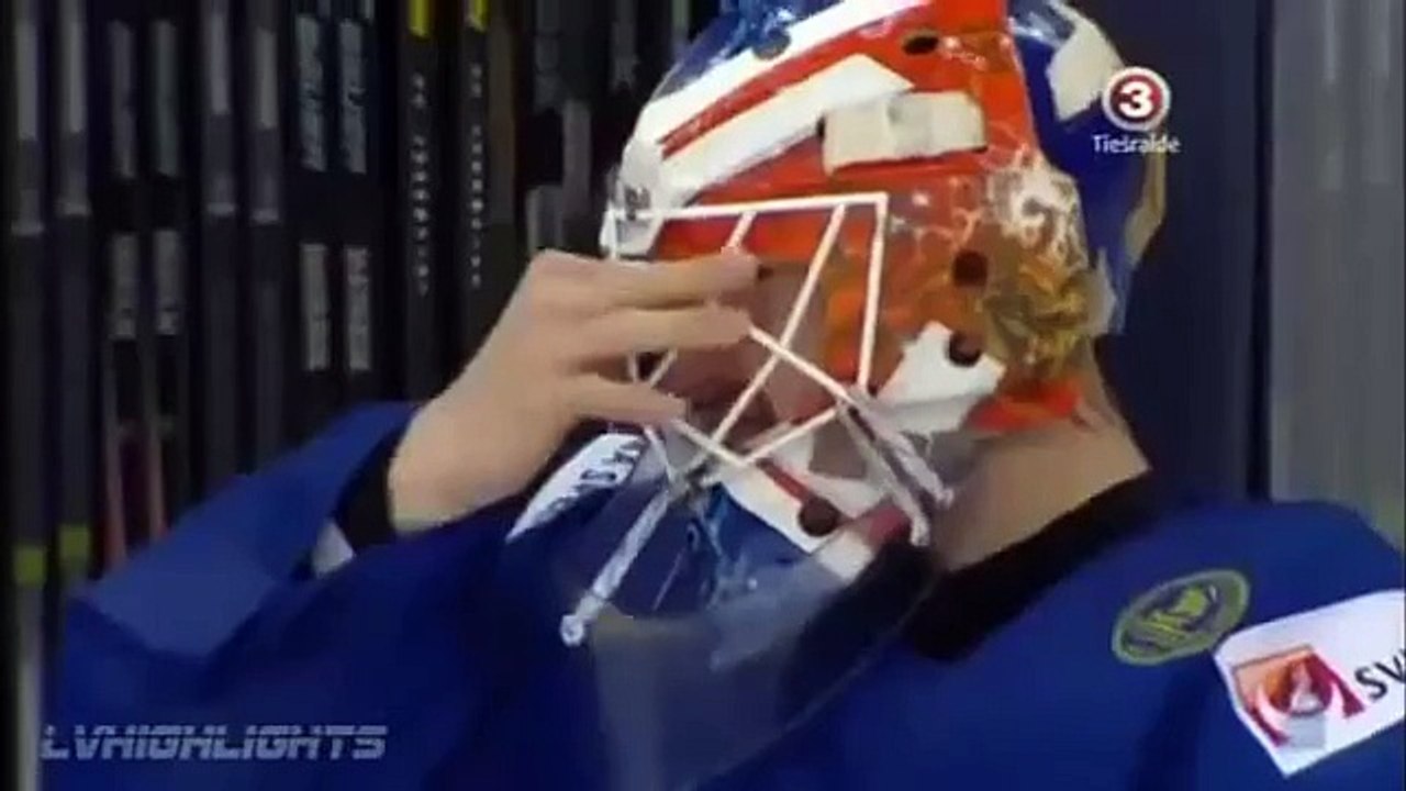 Russian Hockey Coach Oleg Znarok Makes Throat-Slash Gesture At Swedish Coach