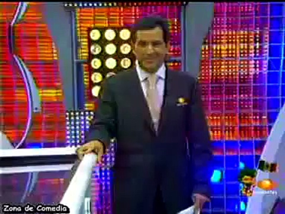 Las Manadas de Derbez - Barnaby - Día 14  - La Jugada del Mundial 2010