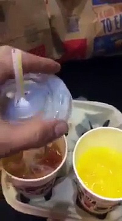 Blague de la sauce piquante à McDo