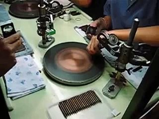 Cutting sapphire stone