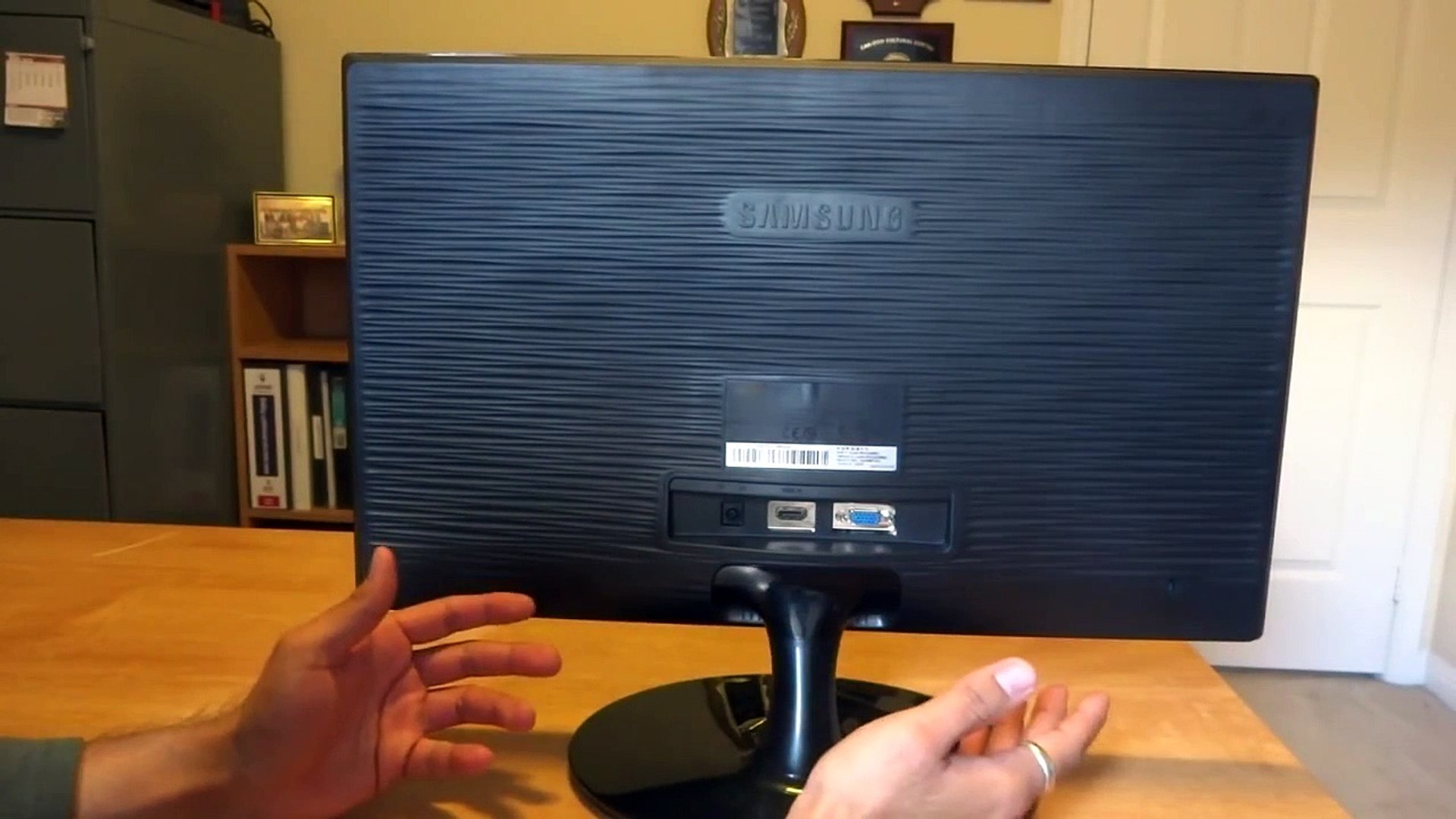 Samsung S22B300H 21.5" LED Monitor Review - video Dailymotion