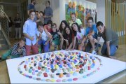Artistas explican exposición de menores en Guggenheim
