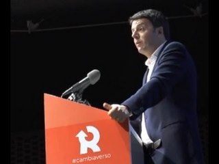 Napoli - Renzi parla in sala semivuota -live- (05.12.13)