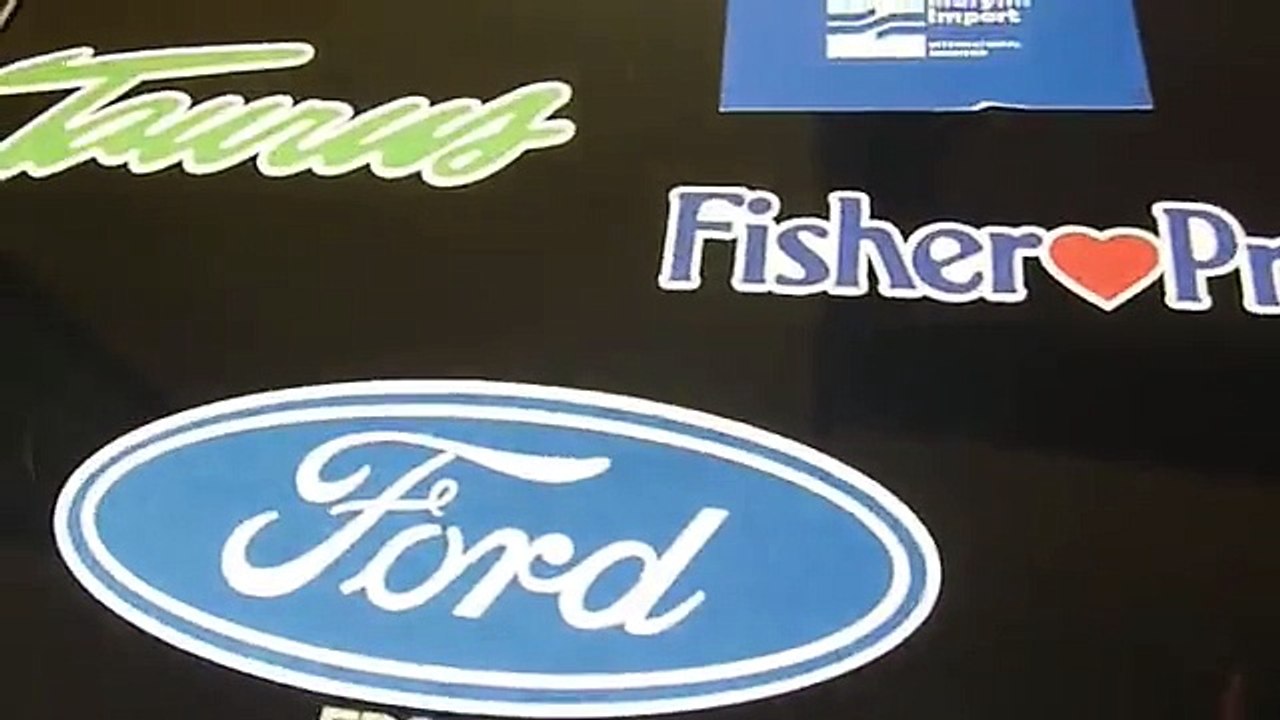 PLOTTER DE CORTE - CORTE DE STICKERS  ( 01 )472-6334