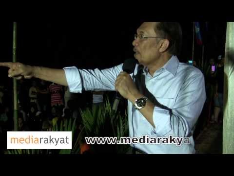 Anwar Ibrahim: Ceramah Kempen PRU13 Di Pekan Gadek Melaka 23/04/2013