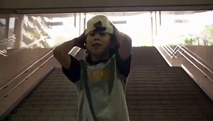 Brutaler Junge !! - Watch or Download - DownVids.net