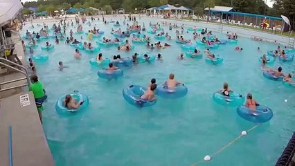 Mira el rápido rescate que hizo este salvavidas en una piscina