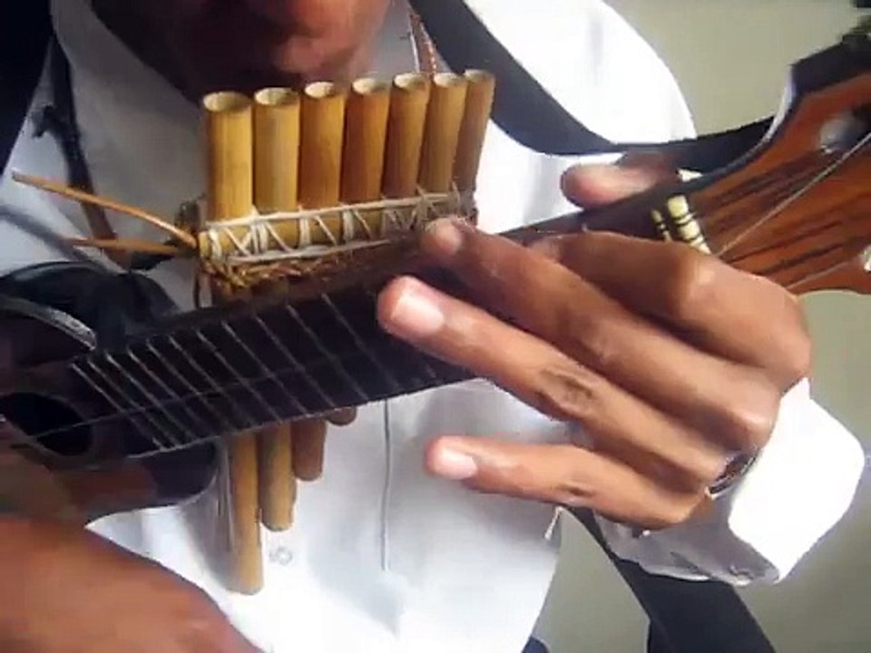 Charango y Zampoña-No me vuelvo a enamorar-Perú